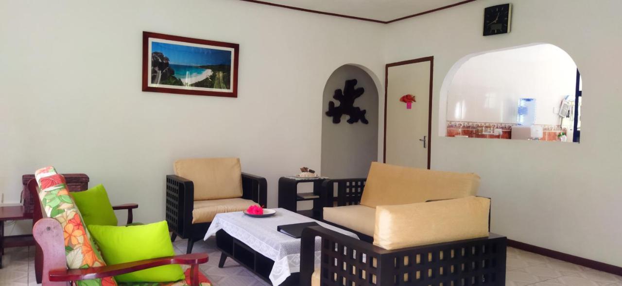 Dan Zoranz Self Catering Guest House La Digue  Extérieur photo