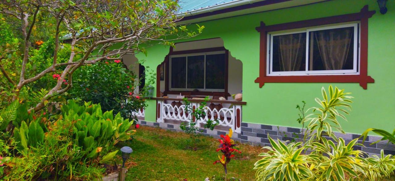 Dan Zoranz Self Catering Guest House La Digue  Extérieur photo