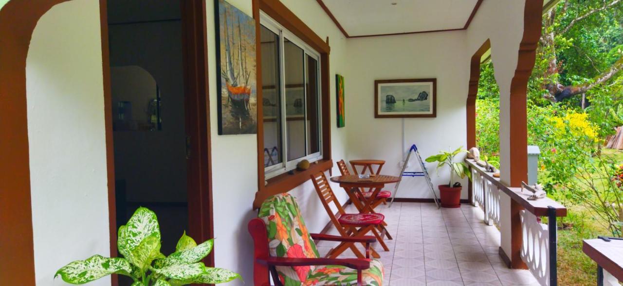 Dan Zoranz Self Catering Guest House La Digue  Extérieur photo