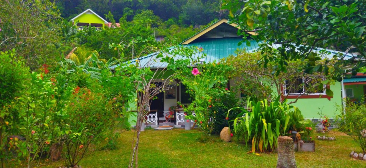Dan Zoranz Self Catering Guest House La Digue  Extérieur photo