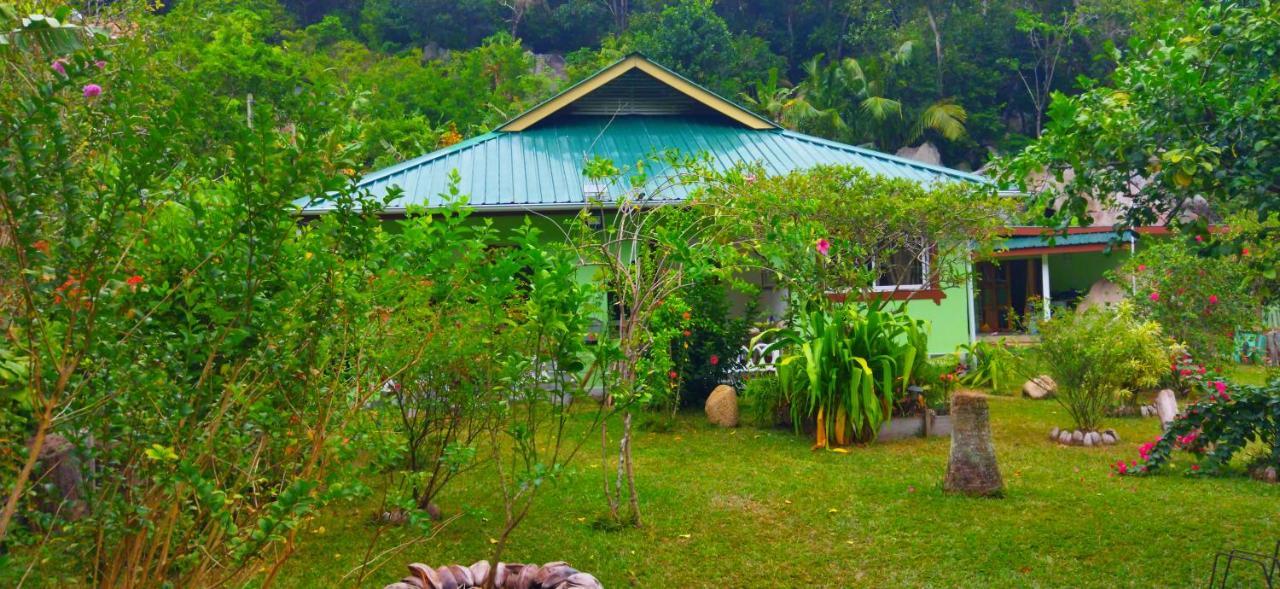 Dan Zoranz Self Catering Guest House La Digue  Extérieur photo