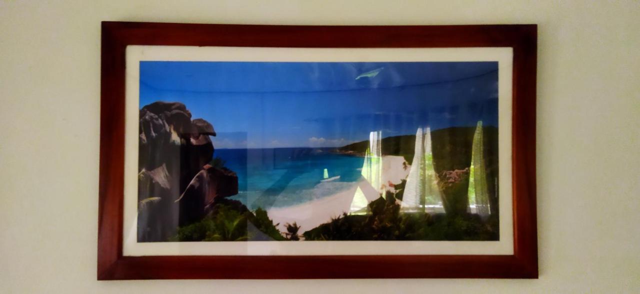 Dan Zoranz Self Catering Guest House La Digue  Extérieur photo