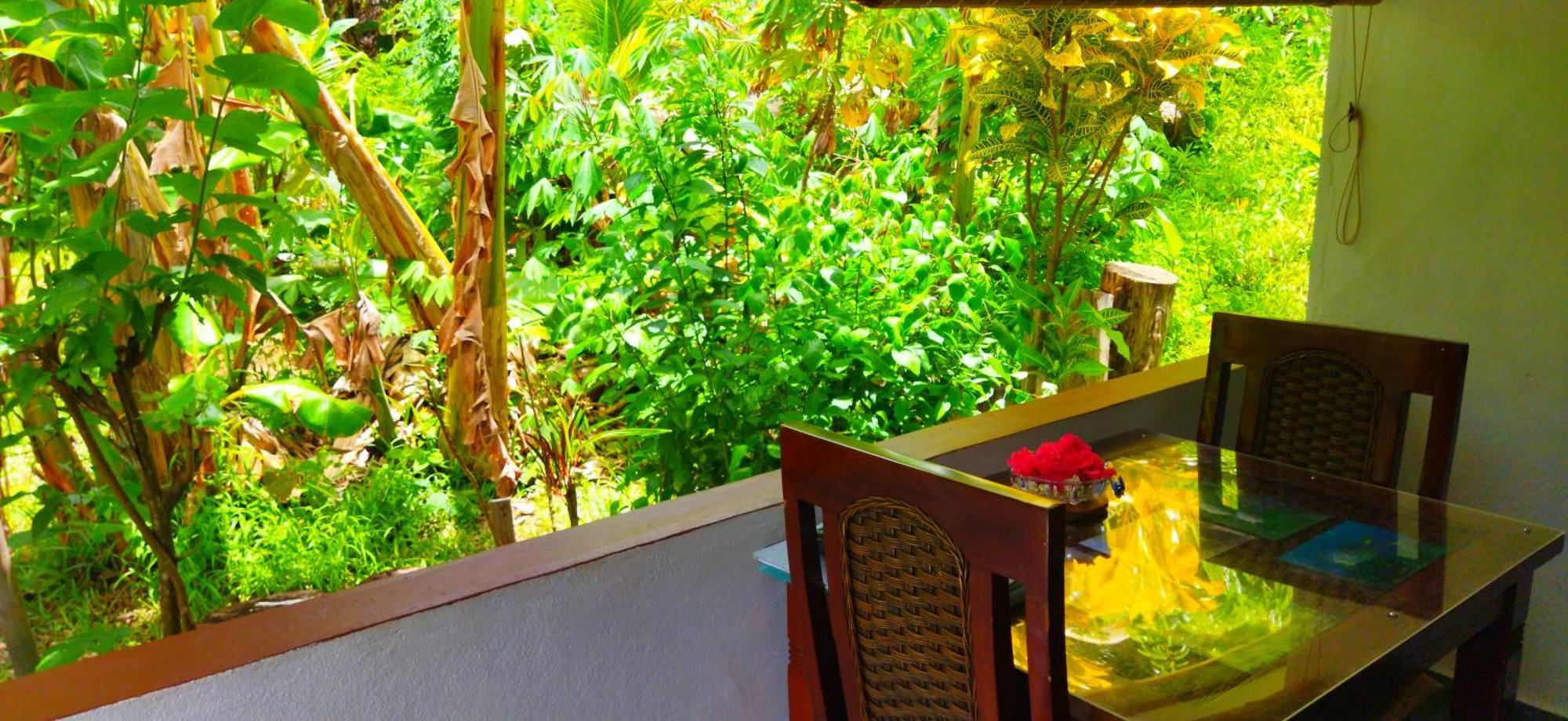 Dan Zoranz Self Catering Guest House La Digue  Extérieur photo